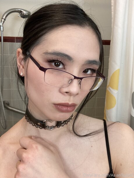 Camellia Wu hd top galerien