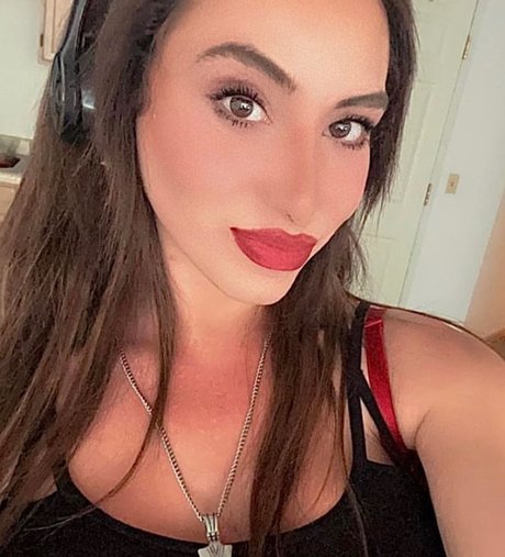 Micaila heiße porno archiv