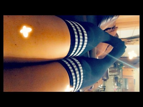 Mila Venus perfekte xxx galerien