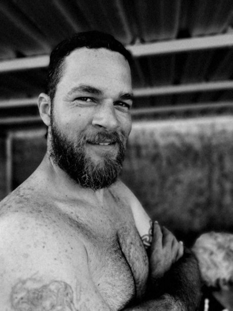 Charles Third pornostar sexy foto