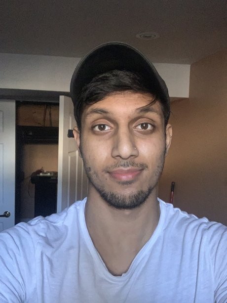 Cassian Gunawardana top akt fotos