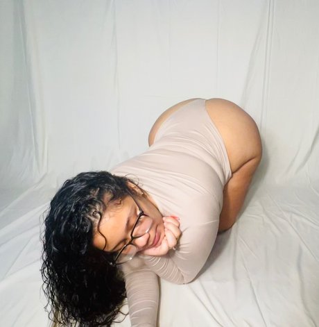 BigKara_ nacktheit perfekte bilder