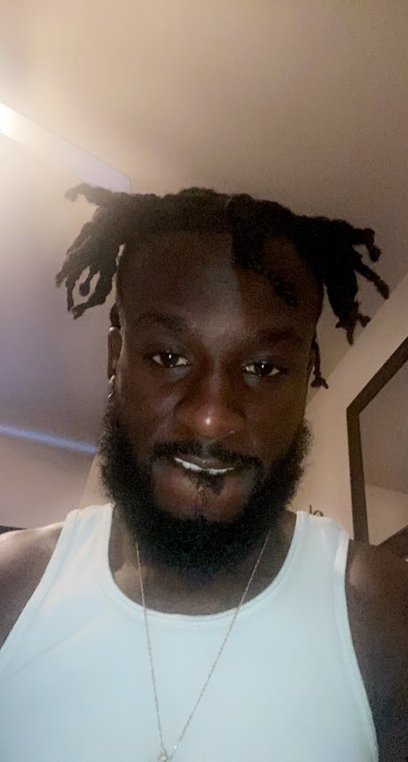 Russell da luv muscle nackt freie bild