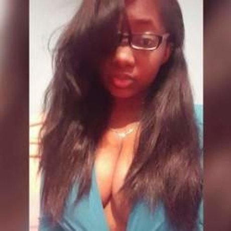 _Miss Pretty_ top kunst bild