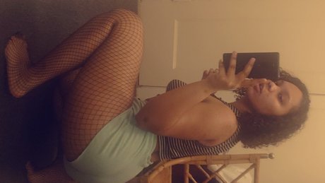 Mistress Red kostenlose nacktheit bild