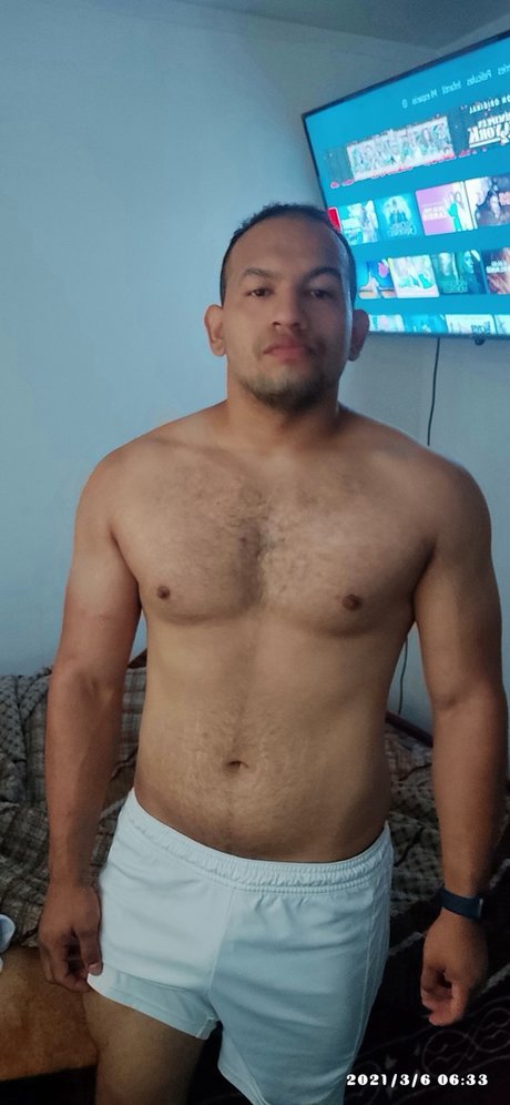 H E C T O R schauspielerin porno fotos