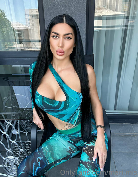 mari mis erwachsene schöne foto