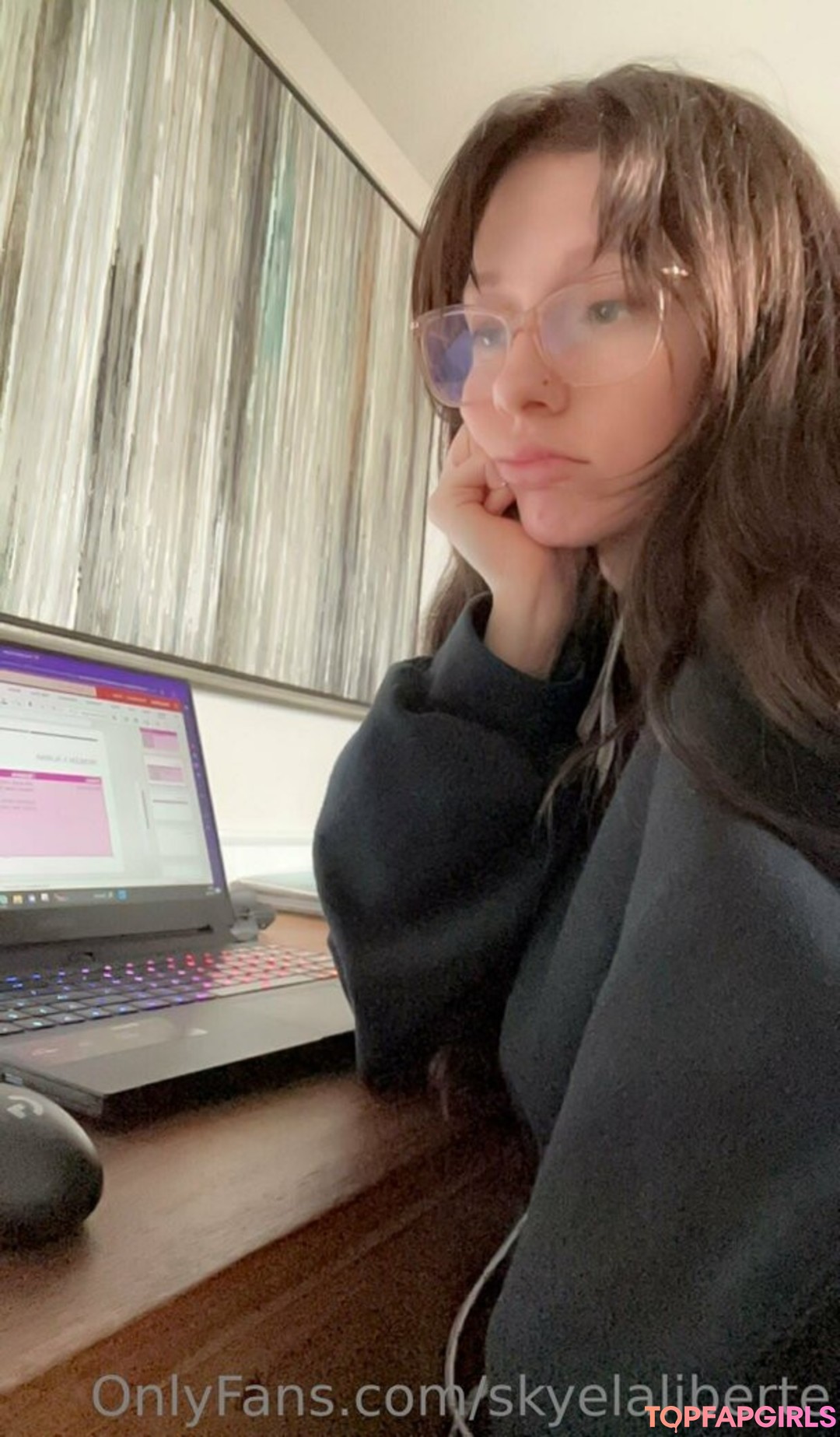 alannaskyye pornostar sexy bilder