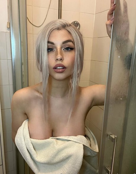 asiatische teenager-onlyfans nacktheit schöne galerien