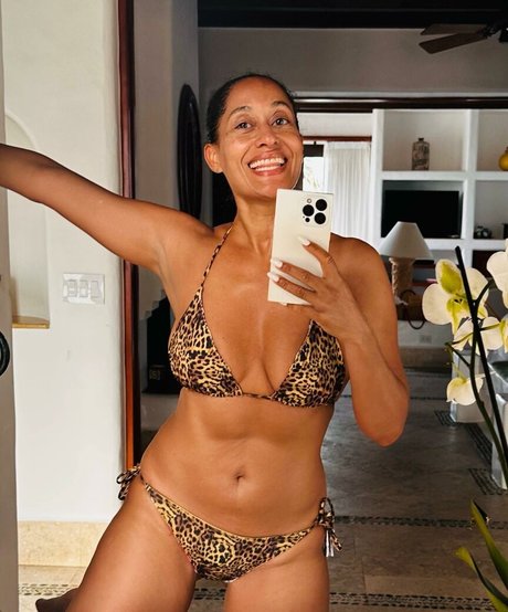 Tracee Ellis Ross hübsche nackte galerie