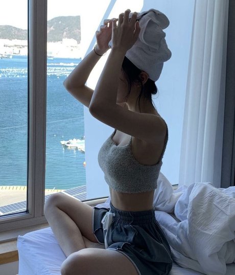 wakemeupnextweek nackt pornographische fotos