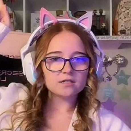 Lyssaurora erotische erwachsene bilder