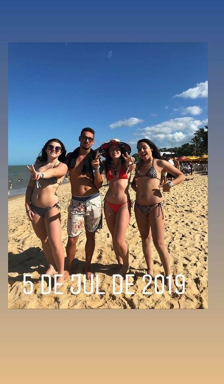 haarige ebenholz-onlyfans hübsche schöne galerien