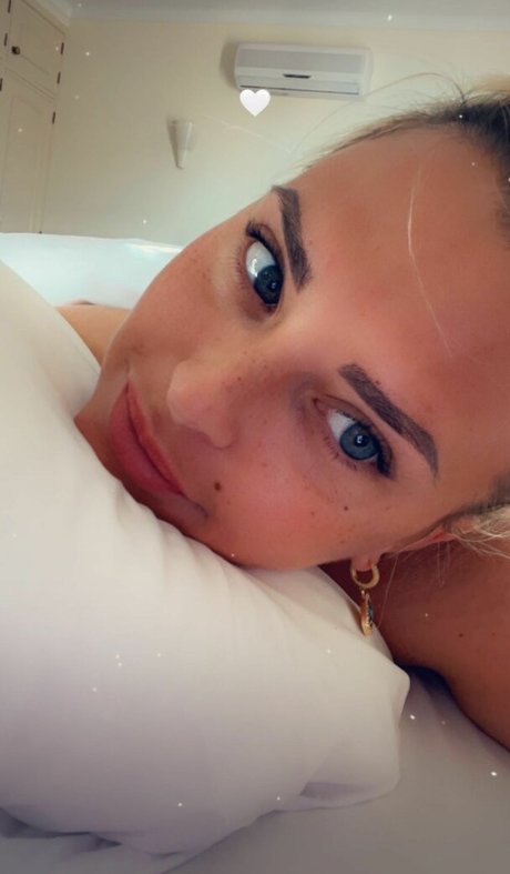 Kelly Vedovelli kostenlose nackte archiv