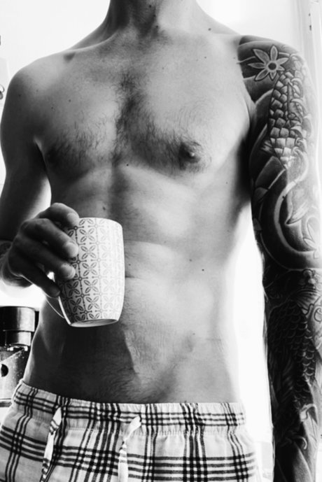 Daddy liciouz nacktheit sexy bild