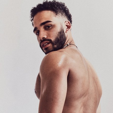 drag queen onlyfans hd xxx bild