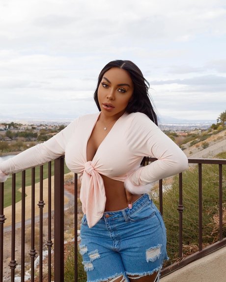 Erika Rose FREE hd perfekte foto