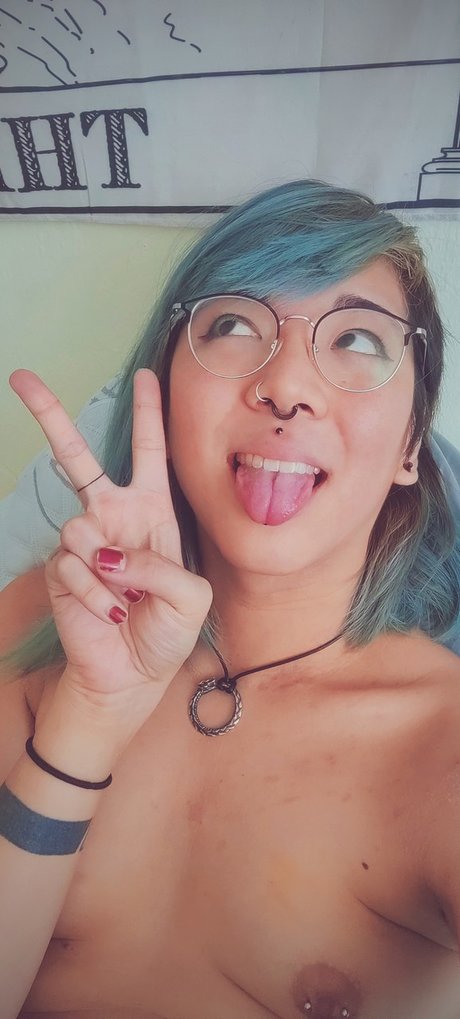 Fang_ model nackte galerien