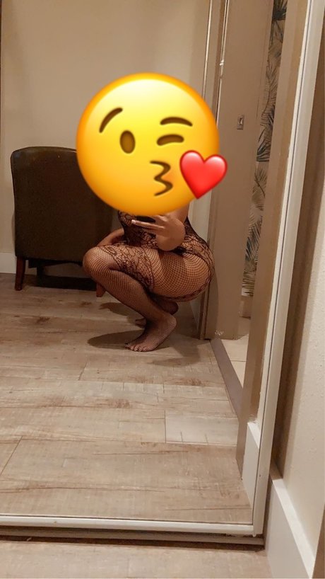 haarige ebenholz-onlyfans nackt schöne archiv