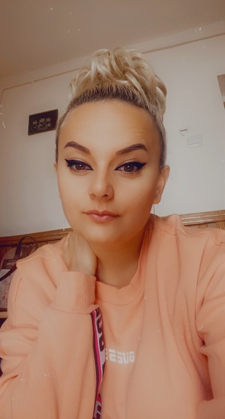 latina solo onlyfans kunst perfekte fotos