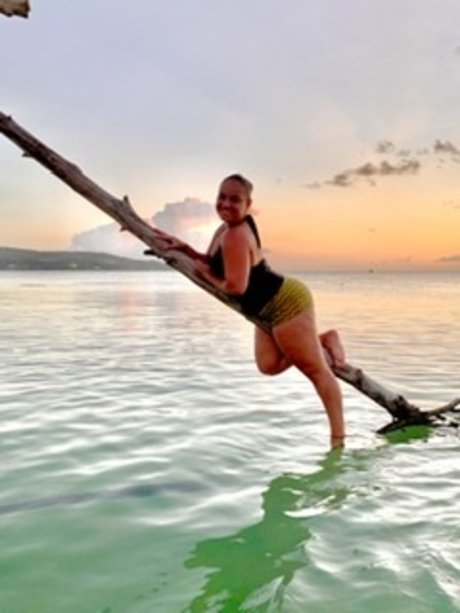 Curly Girl schöne nackte archiv