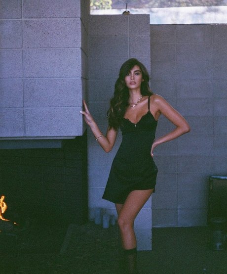 Cindy Mello model sexy galerien