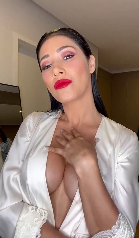 nackte prinzessin onlyfans sexy pornografische bild