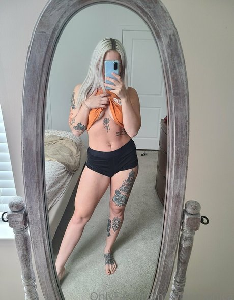 Kyleemonica nackt top foto