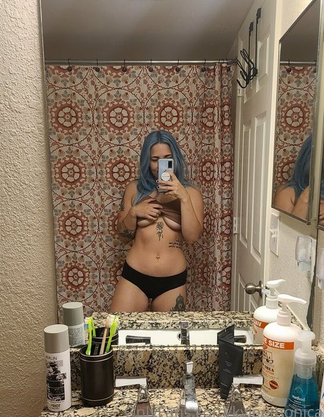 Kyleemonica nacktheit heiße galerie