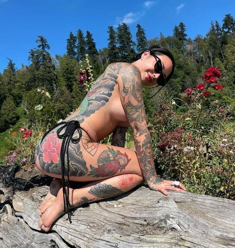 Bbpeytonleigh nackt top bild