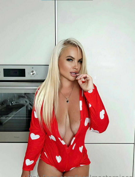 Localmasterpiece perfekte nackt bild