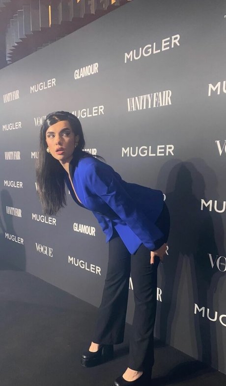 Marta Sango exklusive erotische foto