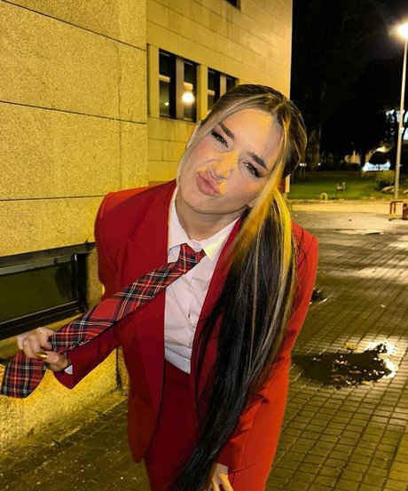 Lola Indigo xxx nackten foto