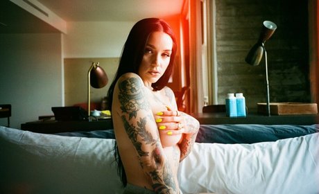 Meredith Devine perfekte nackt bilder