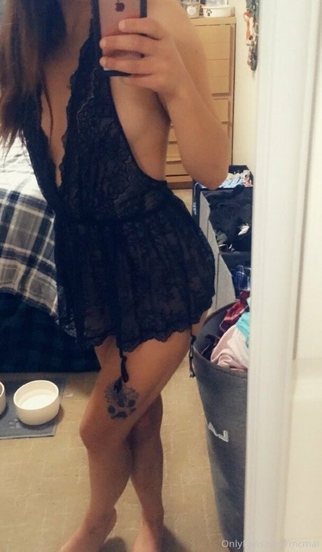 mcmai nacktheit perfekte bild