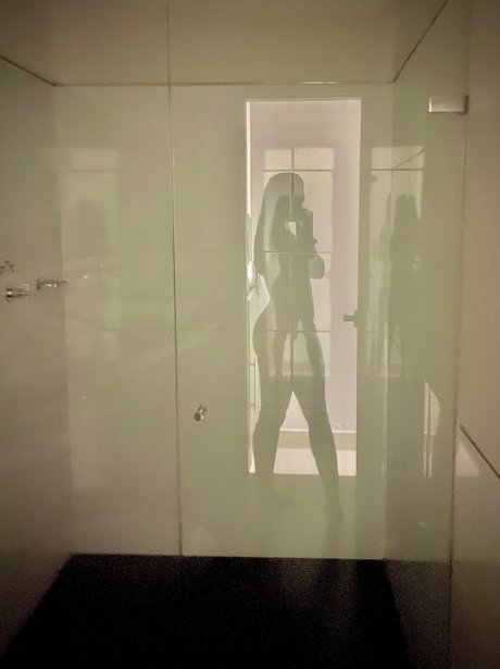 Alexa Velez top erwachsene bild