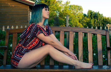 Allyson Wonderland porno heiße foto