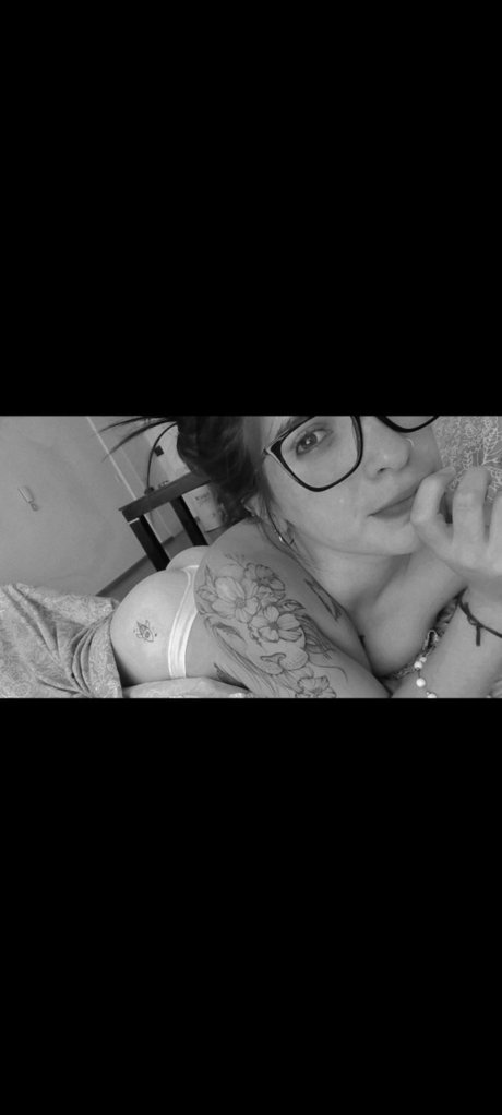 zierliche dünne onlyfans top pornografische galerie