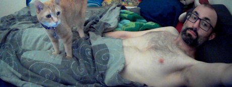 Charlie Pharmakos perfekte erwachsene foto