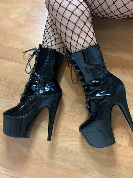 PoppyFyrae erotische nacktheit galerie