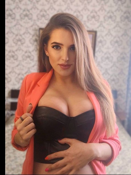 Polya Future Mum_ xxx akt archiv