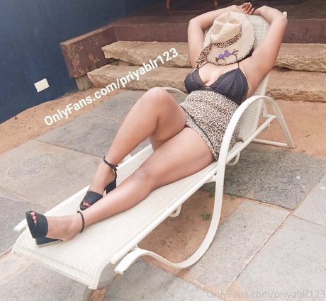 priyablr123 heiße nackt bilder