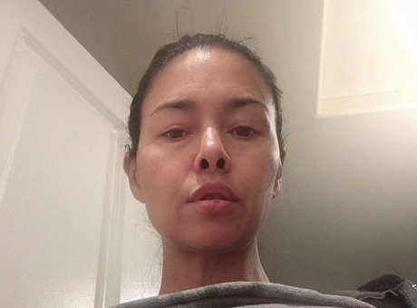 thedanavespoli nackt sexy bild