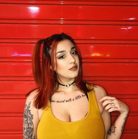 May Bakshi freie akt foto