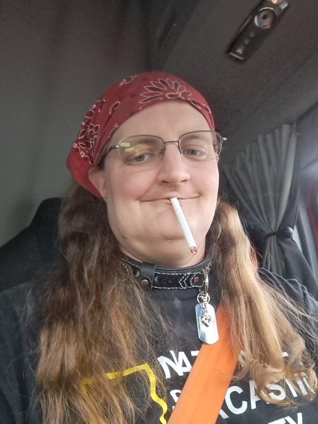 Priestess Rinara model nacktheit bild