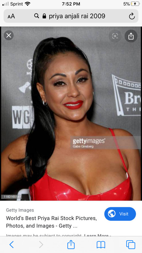 Priya Anjali Rai erwachsene nackte foto