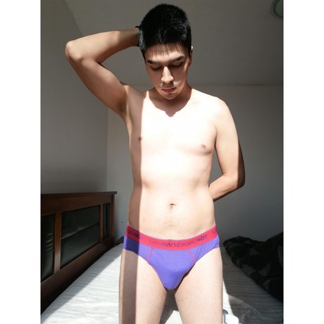 Francisco Tom s pornostar perfekte foto