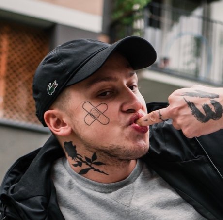 Ralph Iratus Ferre schauspielerin erotische archiv