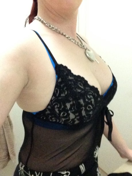 Desire Bound Doll freie xxx foto