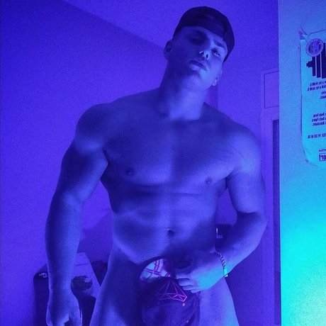 Danny Hill Free_ model nackten bild